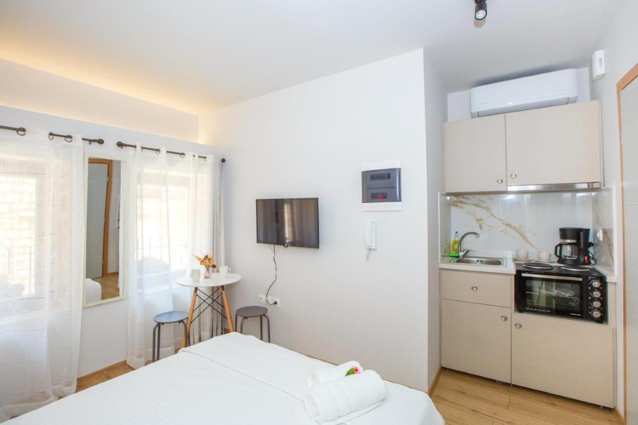 Οniro Comfort Living Яніна Екстер'єр фото
